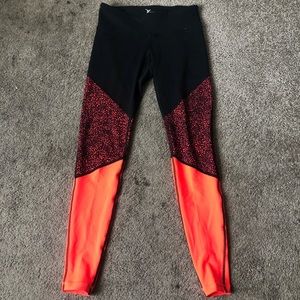 Old Navy Coral compression leggings - color block